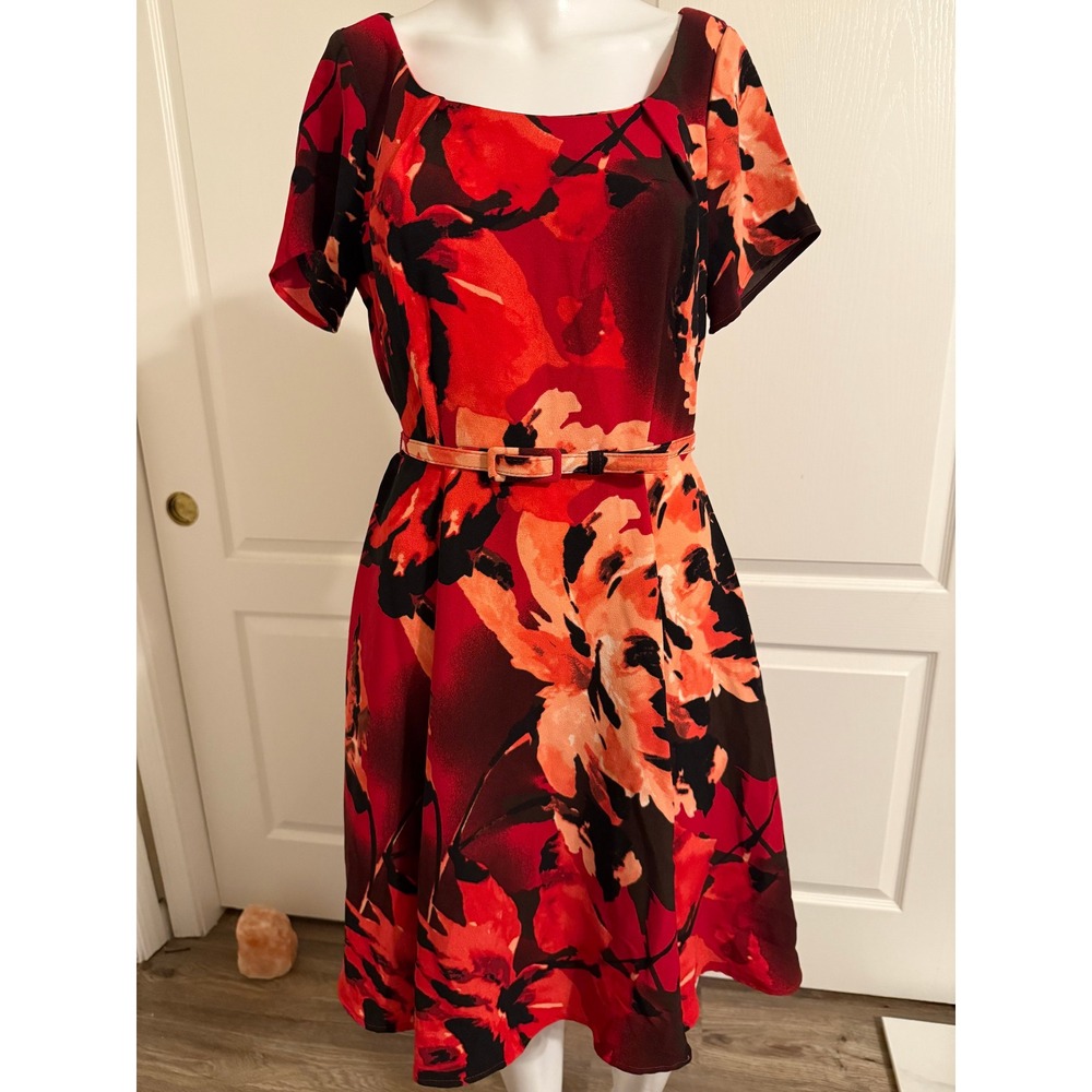 Eva Mendes New York & Company Red Floral Print Belted Dress Size 6-SEE NOTES